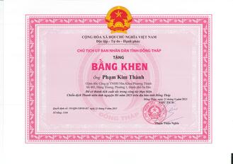 Bằng khen Chủ tịch UBND Tỉnh Đồng Tháp tặng ông Phạm Kim Thành, Nha khoa Phương Thành về thành tích Chiến dịch Thanh niên tình nguyện