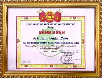 Bằng khen Hội LHTN Việt Nam Đồng Tháp tặng ông Lưu Tuấn Lâm, Nha khoa Phương Thành đạt danh hiệu Doanh nghiệp khởi nghiệp xuất sắc