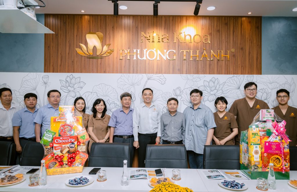 Nha khoa Phương Thành vinh dự đón tiếp đoàn lãnh đạo Tỉnh ủy Đồng Tháp