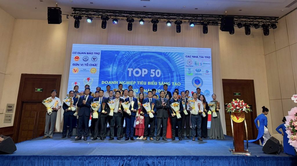 Nha khoa đầu tiên đạt giải thưởng Doanh nghiệp điển hình sáng tạo Việt Nam 2024