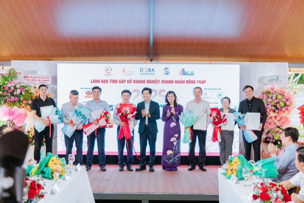 Nha khoa Phương Thành tham dự chương trình “Lãnh đạo tỉnh gặp gỡ doanh nghiệp, doanh nhân Đồng Tháp”