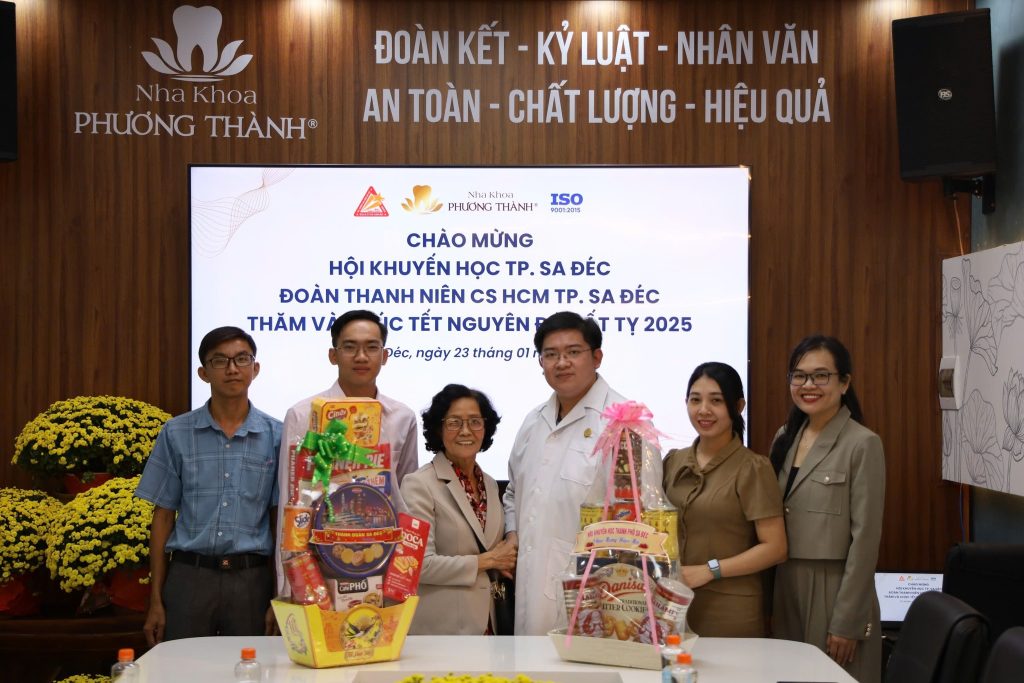 Đón tiếp các cơ quan, đơn vị đến thăm và chúc tết Ất Tỵ