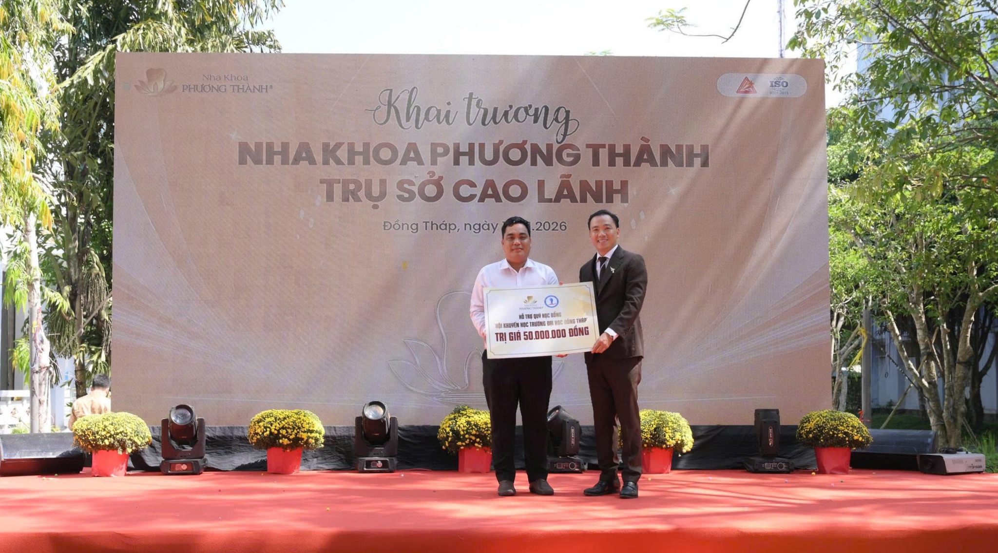 [Chia sẻ yêu thương] Nha khoa Phương Thành đồng hành cùng cộng đồng Đồng Tháp