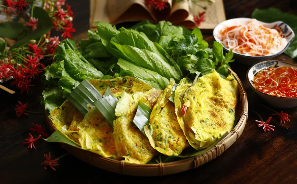 Bánh Xèo Miền Tây – Món Ăn Dân Dã Nhưng Đủ Sức Giữ Chân Du Khách