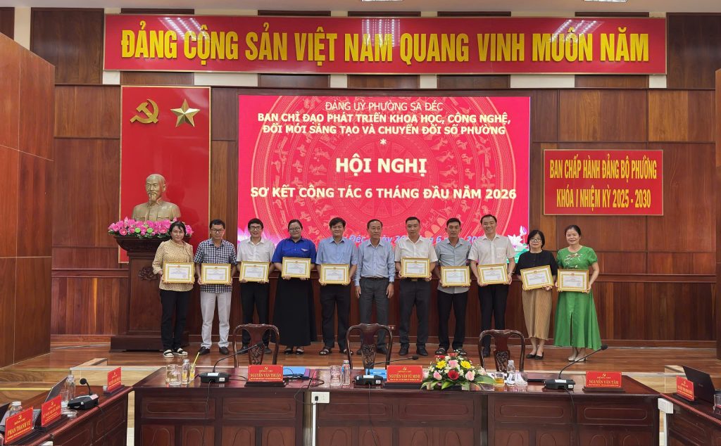 PHUONG THANH DENTAL CLINIC HONORED WITH A CERTIFICATE OF MERIT FROM THE SA DEC WARD PEOPLE’S COMMITTEE