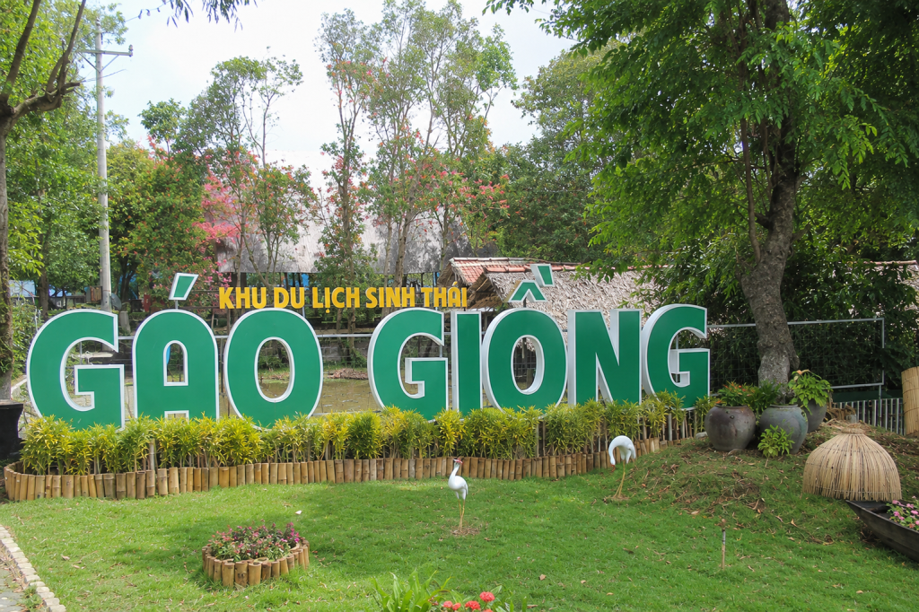 Khám phá Khu du lịch sinh thái Gáo Giồng – “Lá phổi xanh” của Đồng Tháp Mười kết hợp chăm sóc nụ cười tại Nha khoa Phương Thành